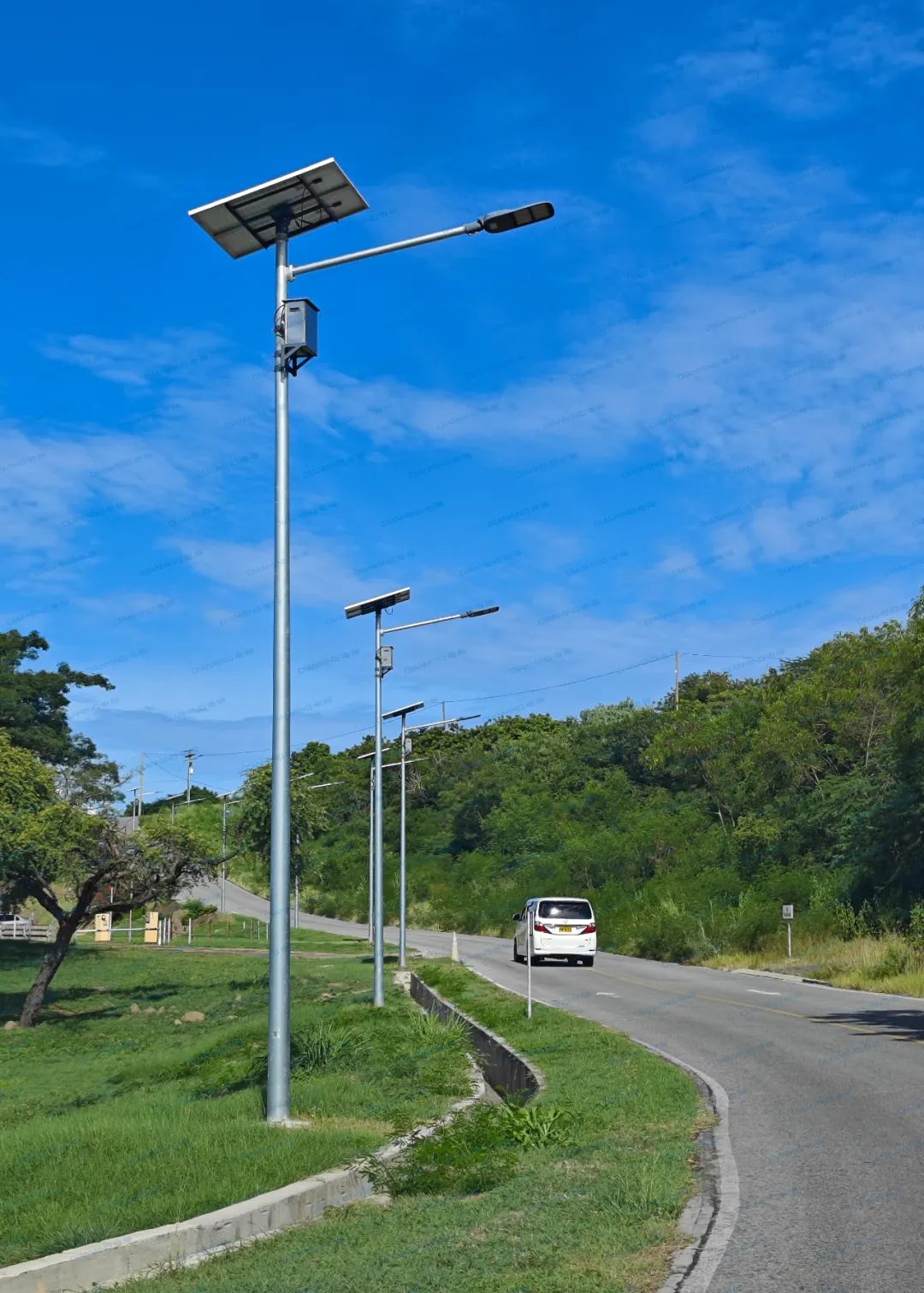 Sports venue high-mast lighting